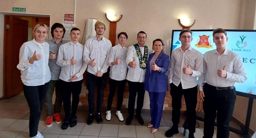 Первый выпуск юных поваров с нарушением слуха