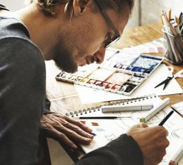 Графический дизайнер